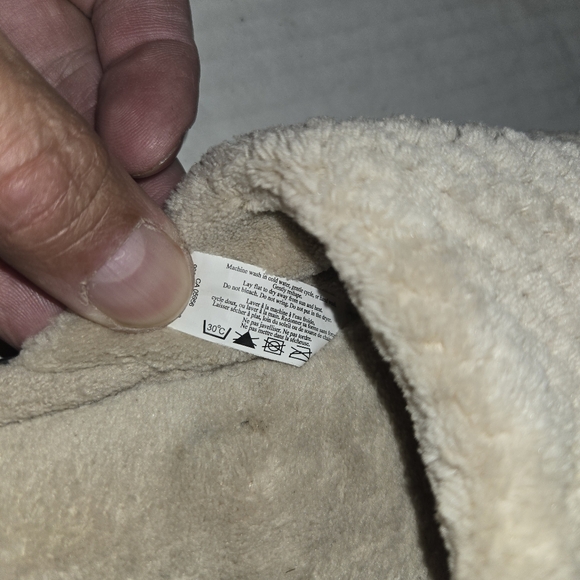 ISO Spa by Isotoner Women’s slippers Size 7 - Picture 8 of 8